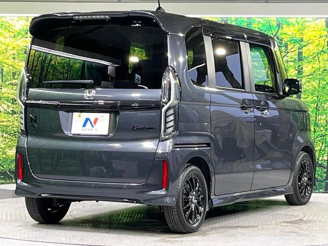 N BOX CUSTOM