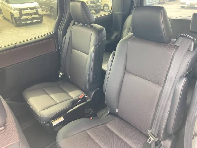 ESQUIRE HYBRID