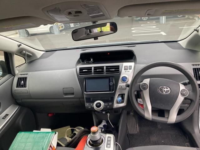 PRIUS Alpha