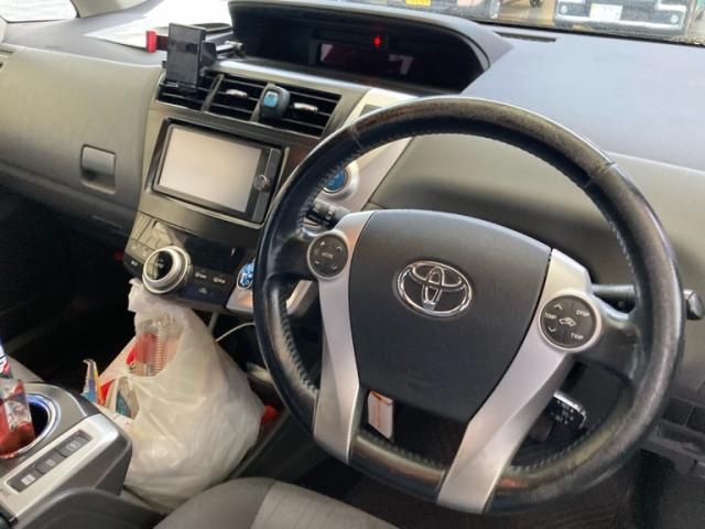 PRIUS Alpha