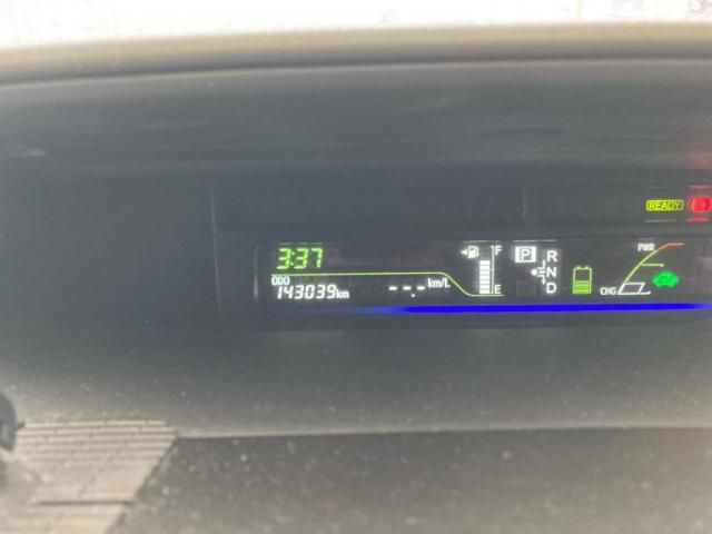 PRIUS Alpha