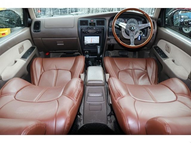 HILUXSURF wagon 4WD