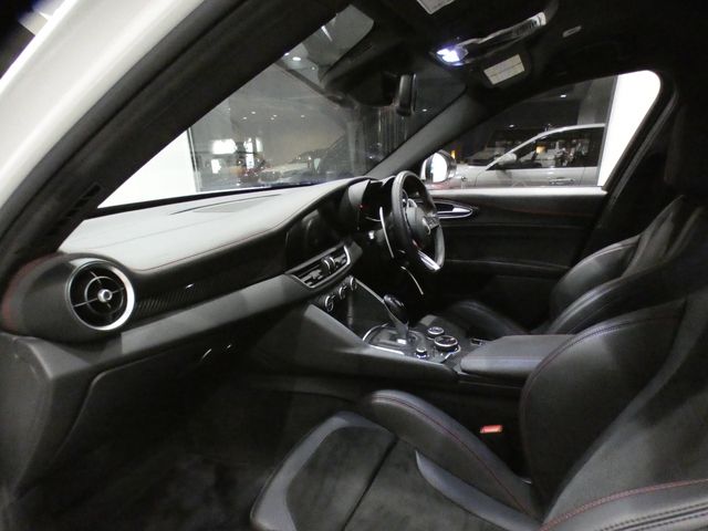 ALFAROMEO Giulia