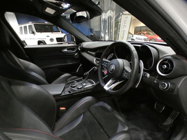 ALFAROMEO Giulia