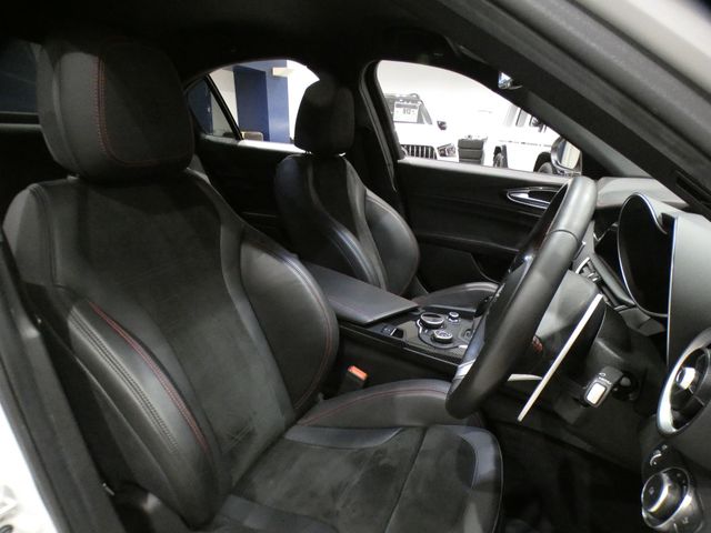ALFAROMEO Giulia