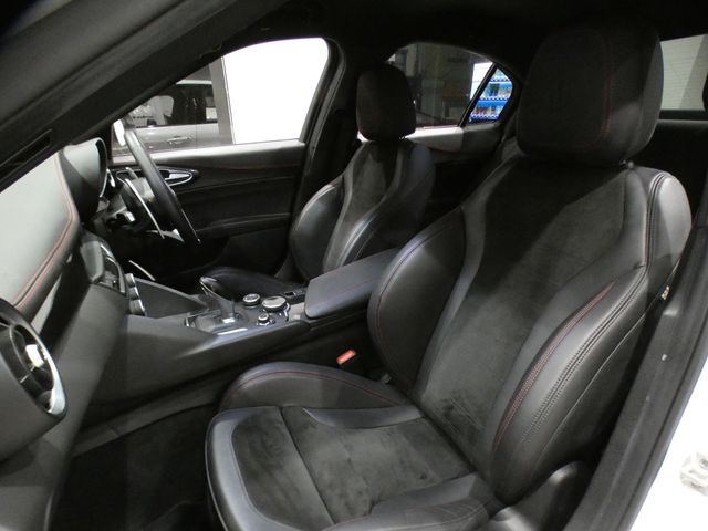 ALFAROMEO Giulia
