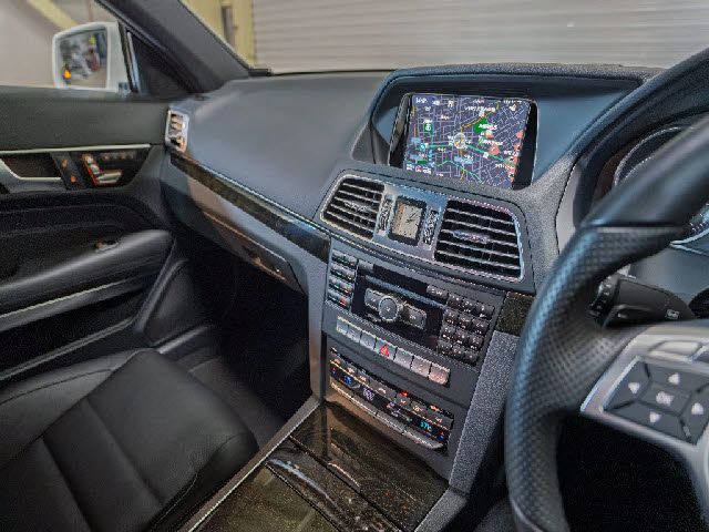 MERCEDES BENZ E class coupe