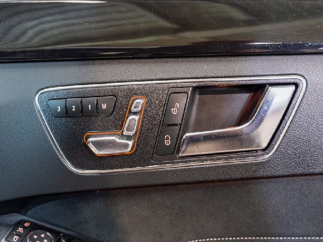 MERCEDES BENZ E class sedan