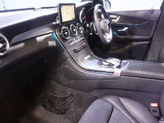 MERCEDES BENZ GLC class
