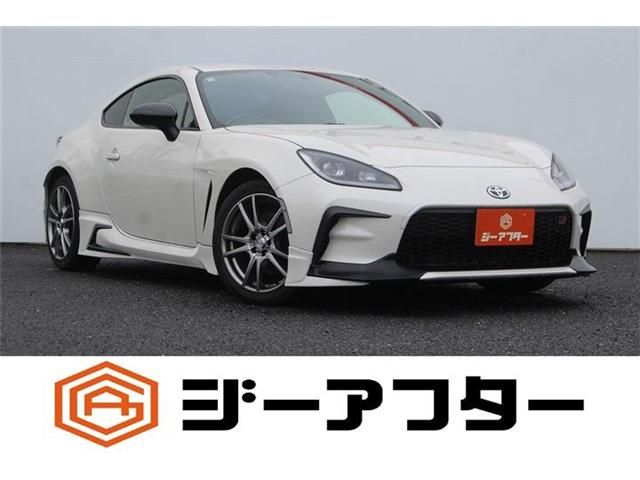 GR86