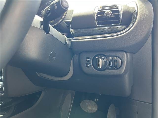 MINI COOPER D CLUBMAN