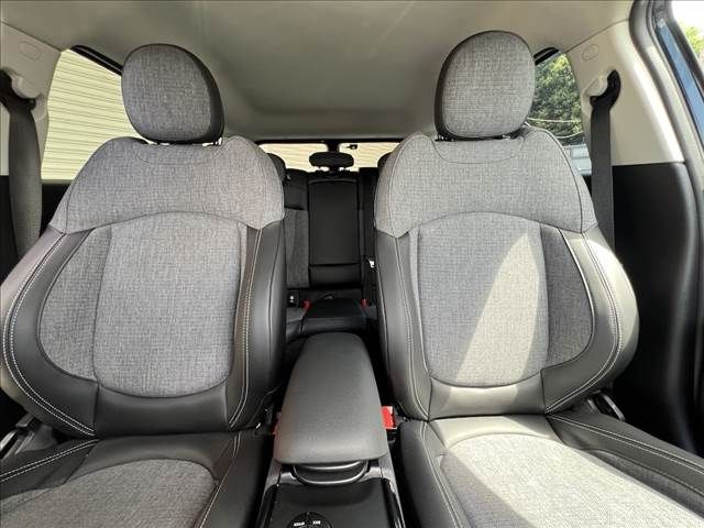 MINI COOPER D CLUBMAN