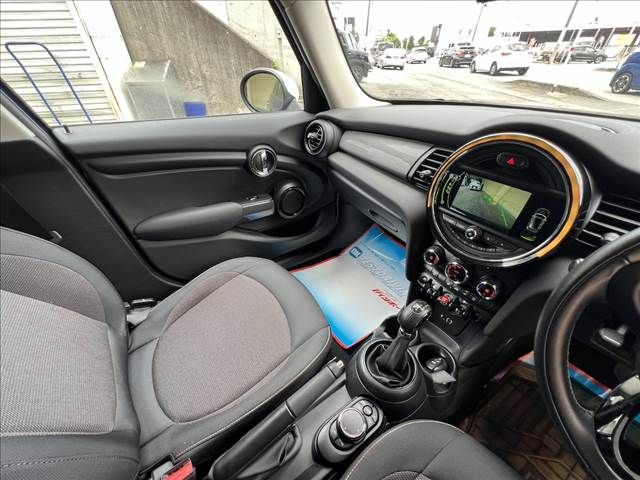 BMW MINI COOPER D 5DOOR