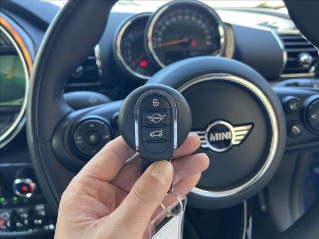 BMW MINI COOPER D CLUBMAN