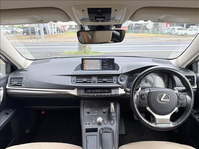 LEXUS CT200h