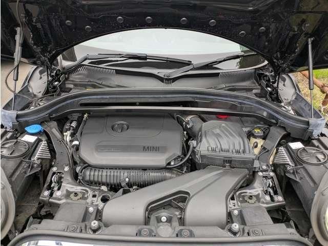 MINI CROSSOVER