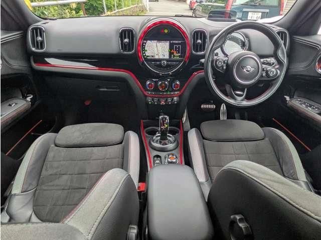 MINI CROSSOVER