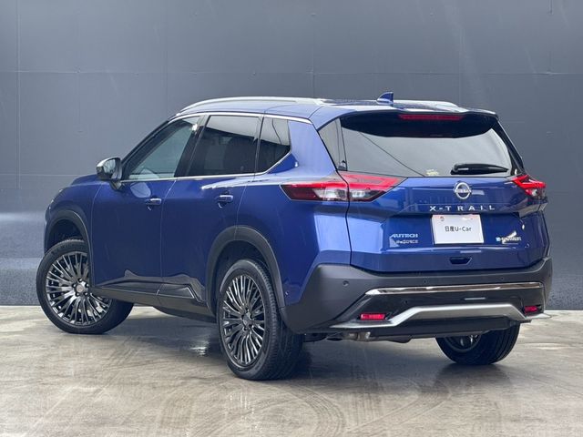 X-TRAIL HYBRID 4WD