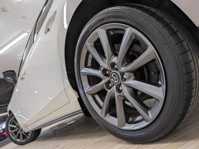 MAZDA3 FASTBACK