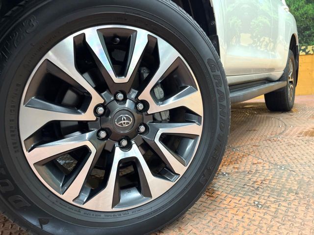 LANDCRUISER PRADO