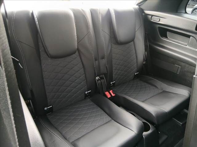 MERCEDES BENZ GLB