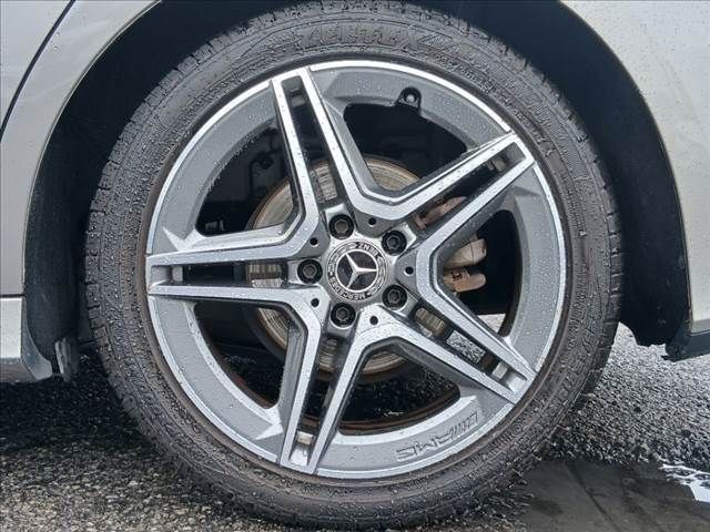 MERCEDES BENZ A class sedan