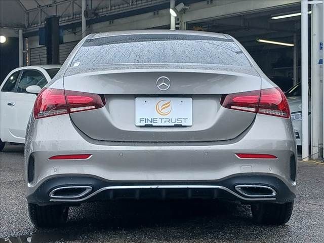 MERCEDES BENZ A class sedan