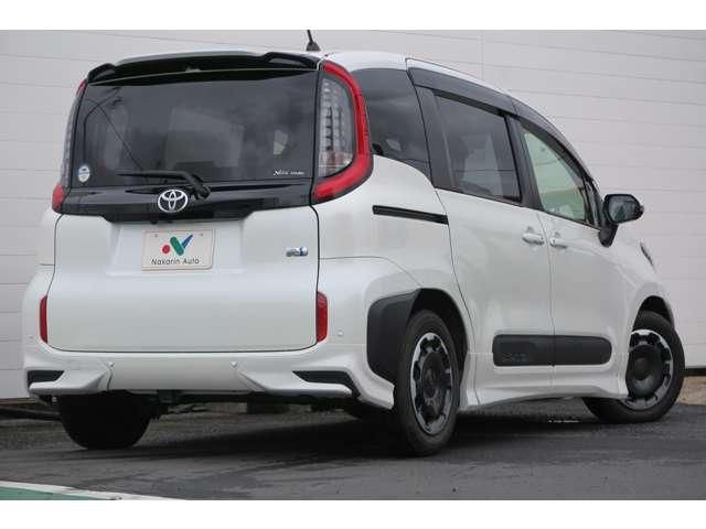 SIENTA HYBRID