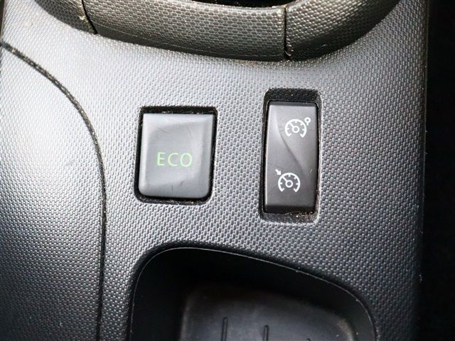 RENAULT LUTECIA