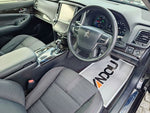 CROWN sedan hybrid