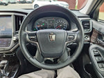 CROWN sedan hybrid