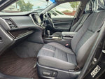CROWN sedan hybrid