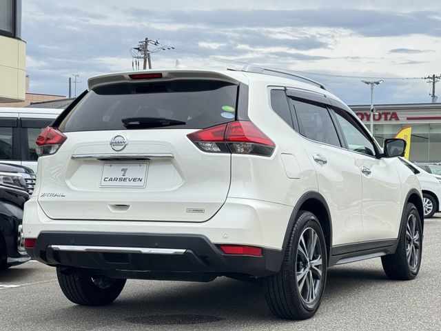 X-TRAIL 2WD