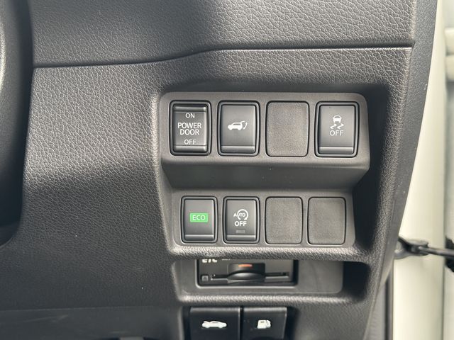 X-TRAIL 2WD