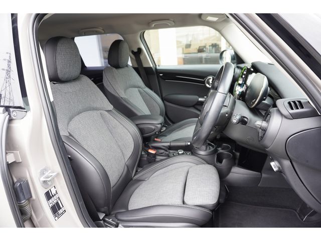 MINI COOPER D 5DOOR