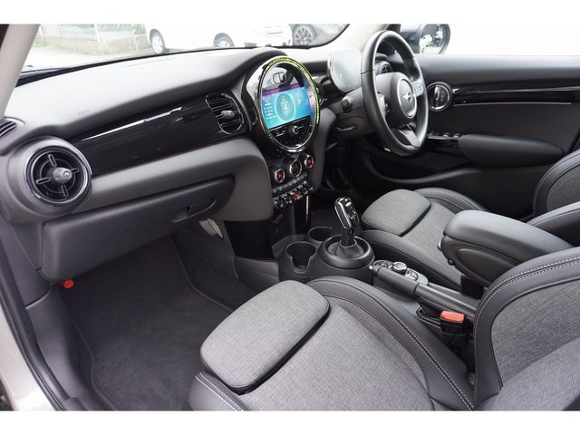 MINI COOPER D 5DOOR