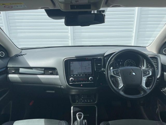 OUTLANDER PHEV