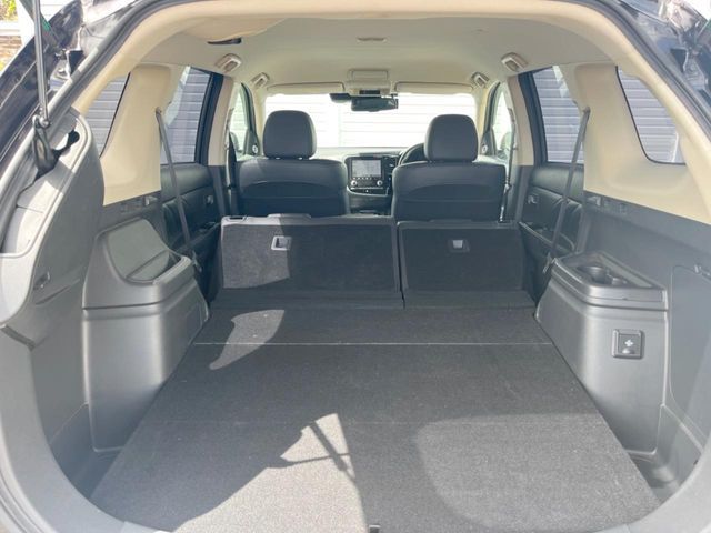 OUTLANDER PHEV