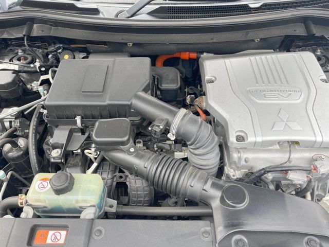 OUTLANDER PHEV