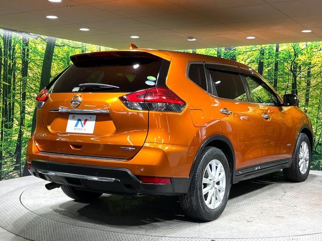 X-TRAIL HYBRID 4WD