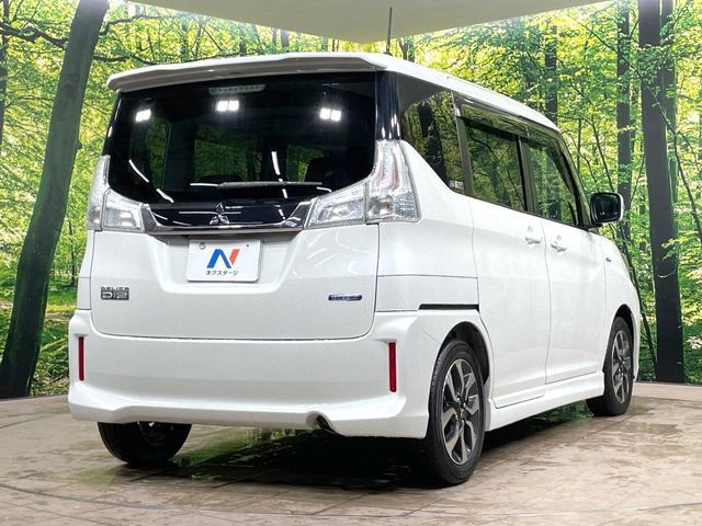 DELICA D:2 CUSTOM 2WD