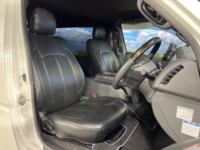 HIACE van 2WD