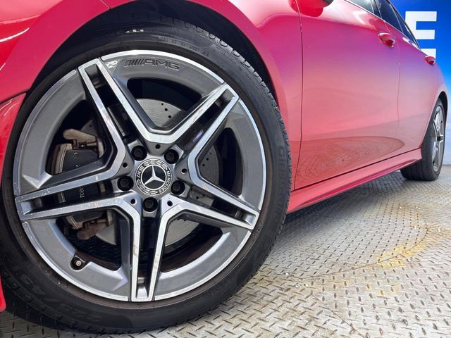 MERCEDES BENZ CLA Shooting Brake