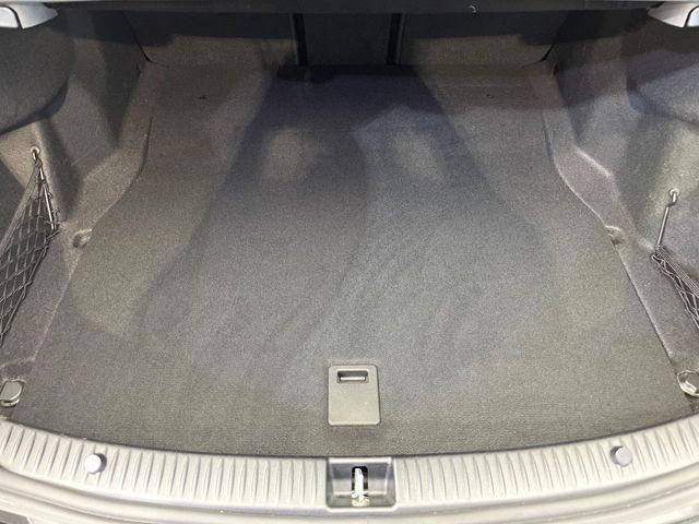 MERCEDES BENZ C class sedan
