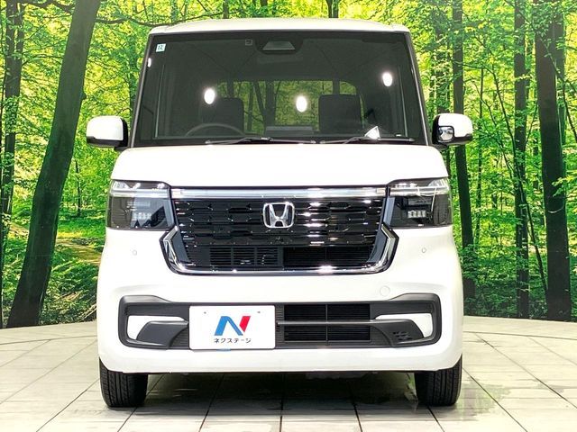 N BOX