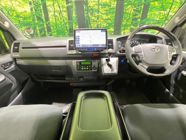 HIACE van 4WD