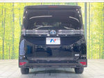 VOXY HYBRID