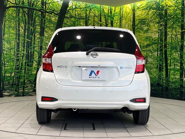 NOTE 4WD