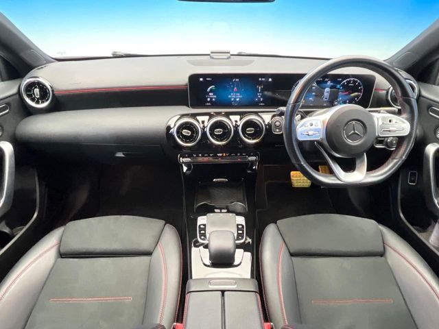 MERCEDES BENZ A class sedan