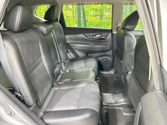 X-TRAIL 2WD
